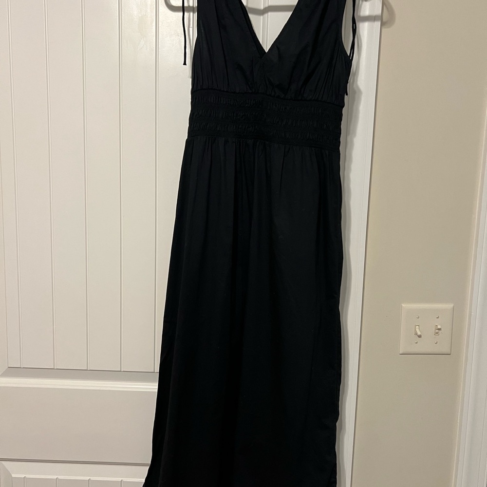 Old Navy Black Midi Dress